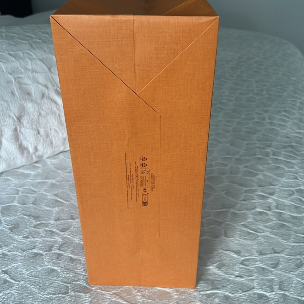 LOUIS VUITTON  Gift Bag - Picture 6 of 6